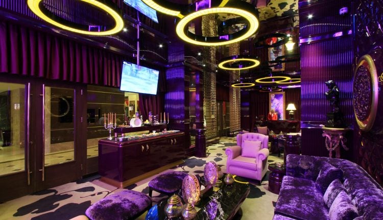Cratos VIP Lounge